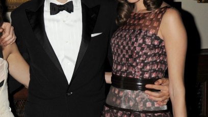 Allison williams engaged girls