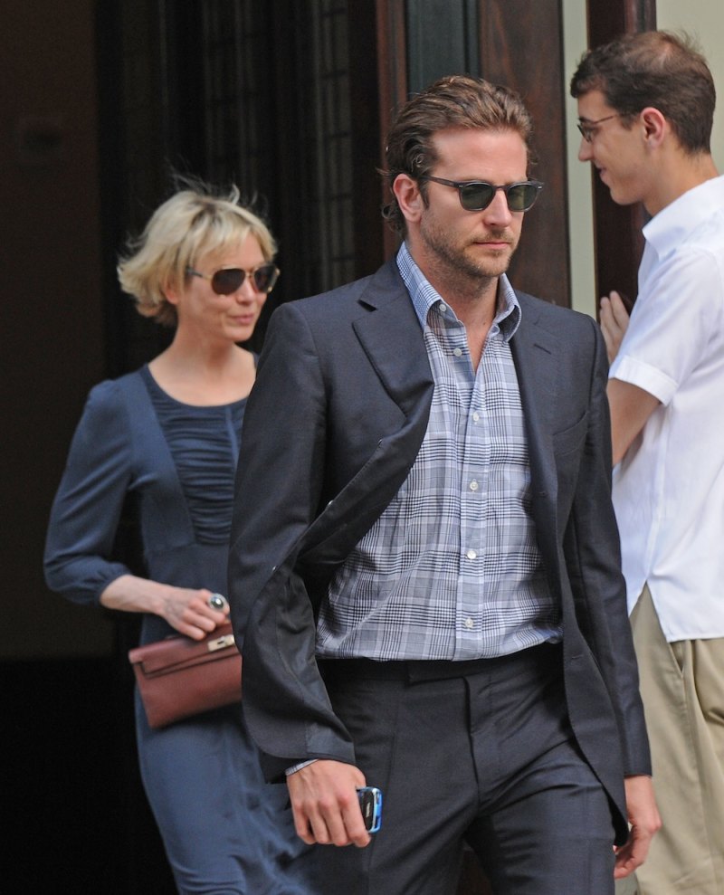 Bradley cooper suki waterhouse renee zellweger