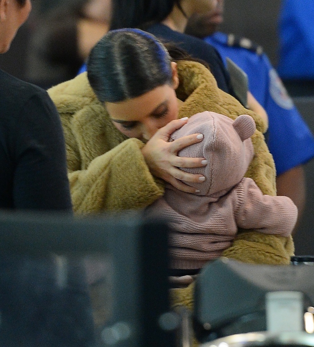 Kim kardashian baby north west 6