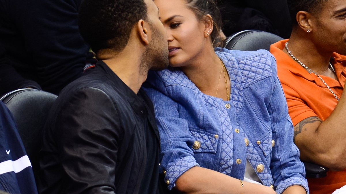 Chrissy teigen john legen basketball game