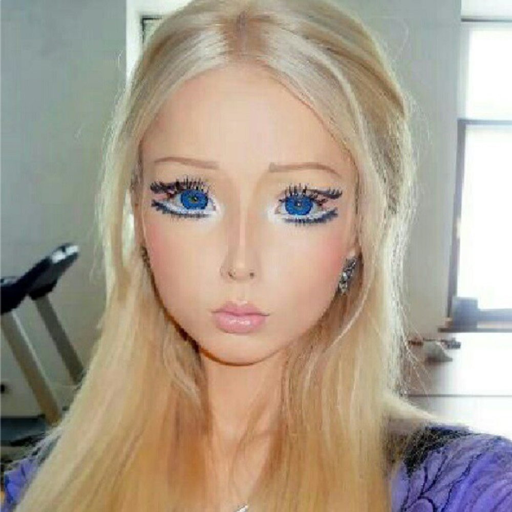 Human barbie valeria lukyanova photo 13