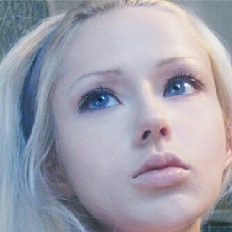 Human barbie valeria lukyanova photo 15