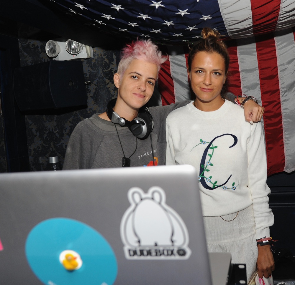 Charlotte samanthan ronson twins