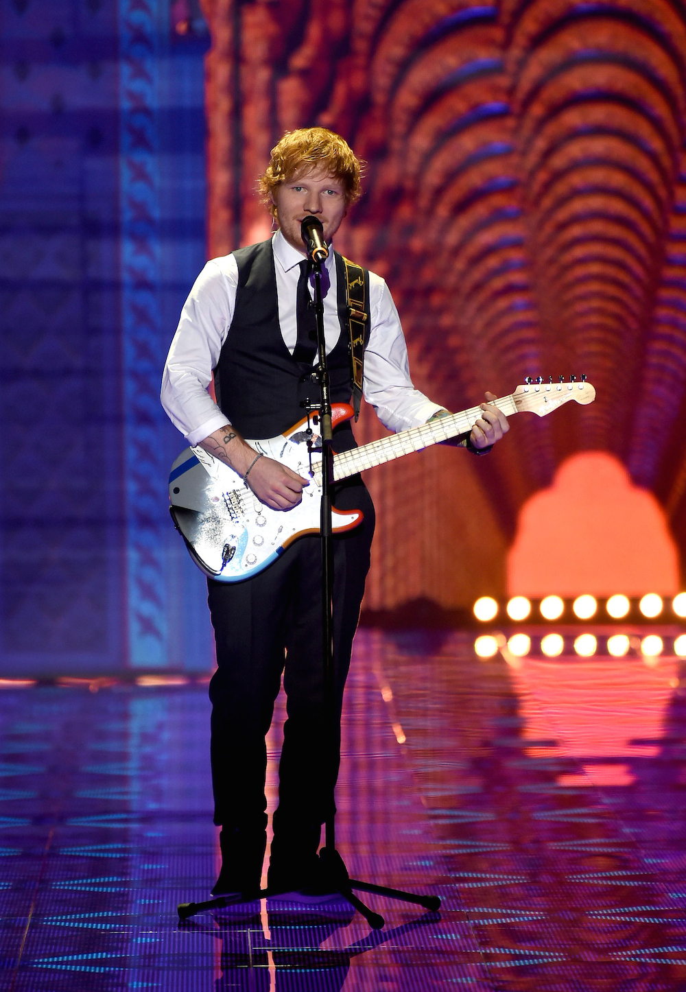 Ed sheeran victorias secret fashion show 2014 15