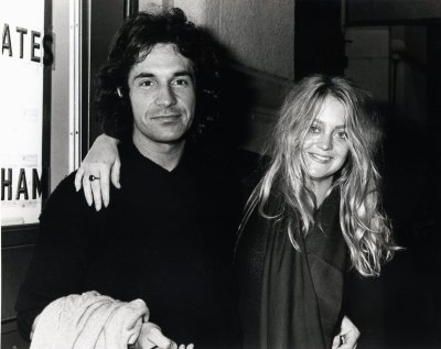 kate hudson father goldie hawn