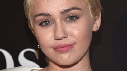 Miley cyrus boob job plastic surgery 1