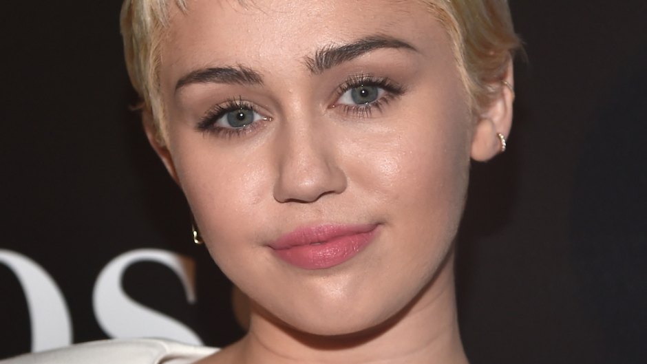 Miley cyrus boob job plastic surgery 1