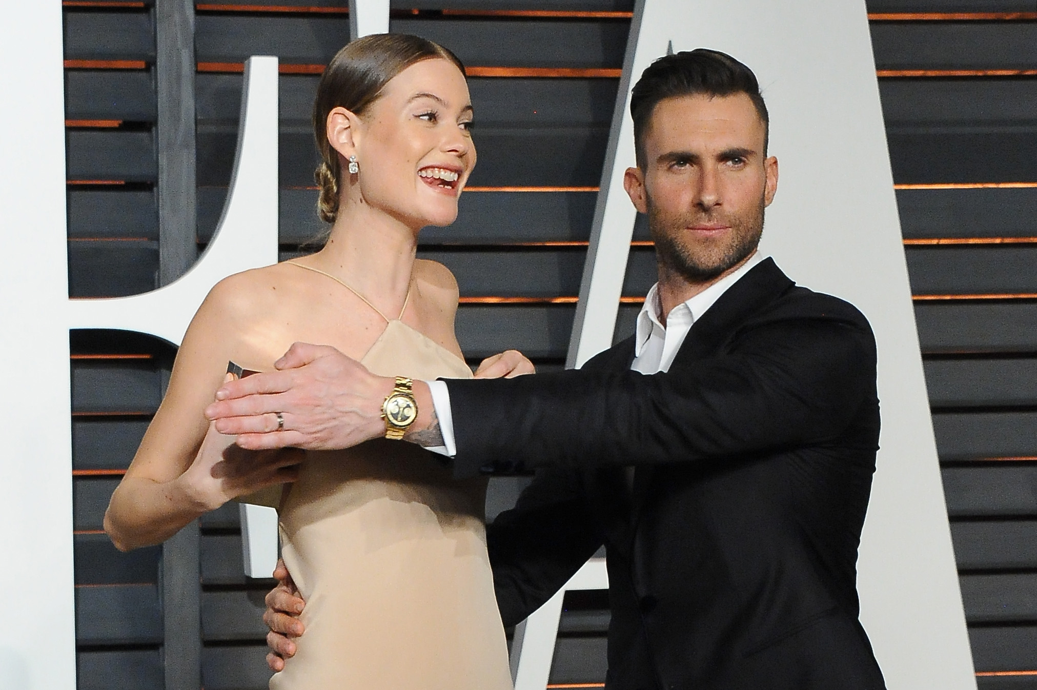 adam levine behati prinsloo oscars