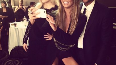 Chrissy teigen topless grammys