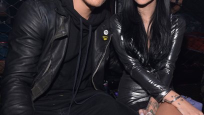 Chris zylka hanna beth