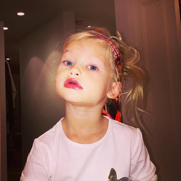 Jessica simpson kids 11