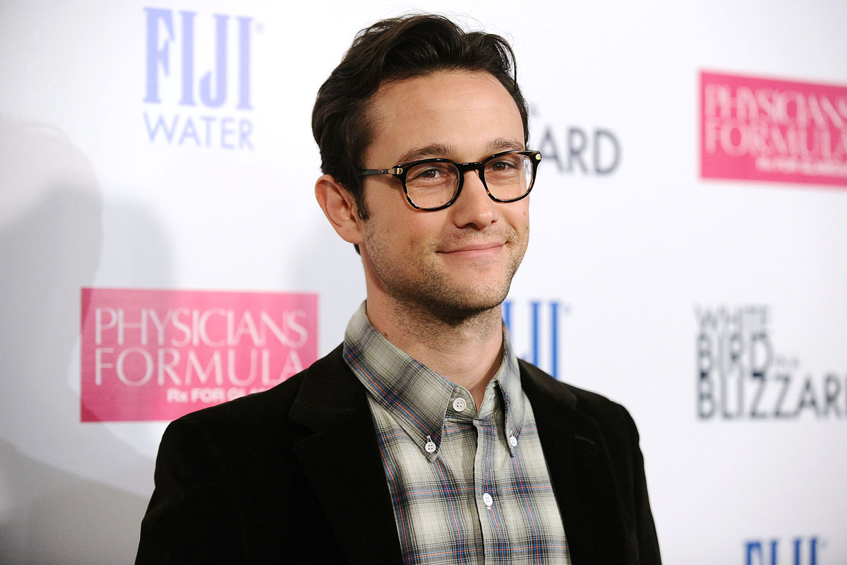 Joseph gordon levitt married secret wedding