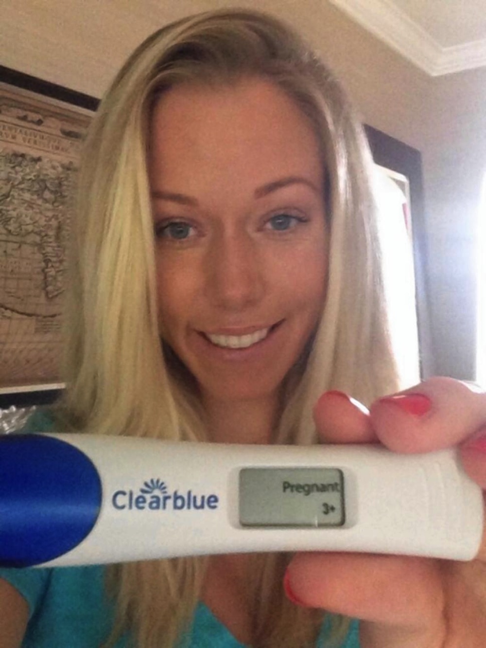 Kelly rowland pregnant 5