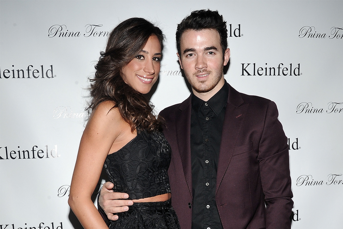 Kevin jonas celebrity virgin