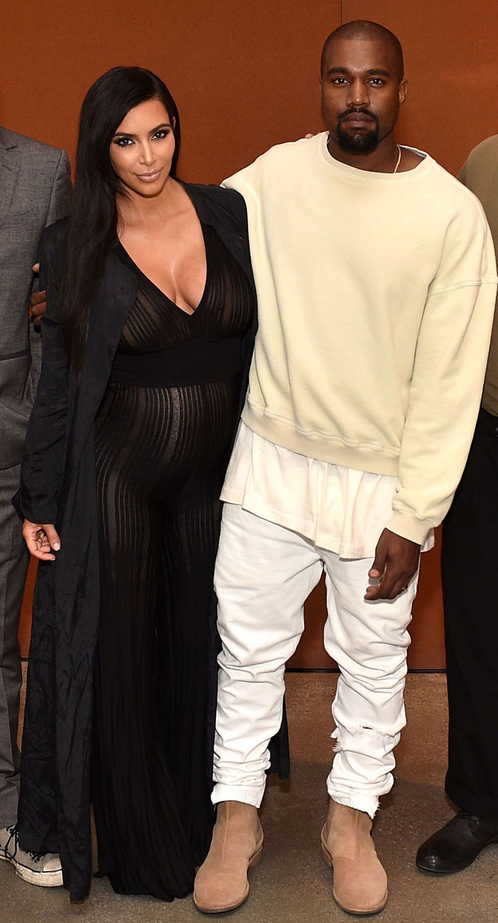Kim kardashian pregnant maternity