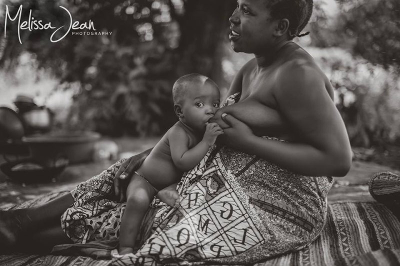 Melissa jean photography breastfeeding photo 4