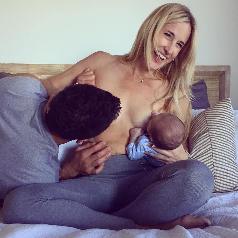 Melissa jean photography breastfeeding photo 5