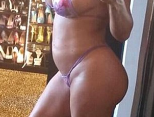 Coco austin baby bump