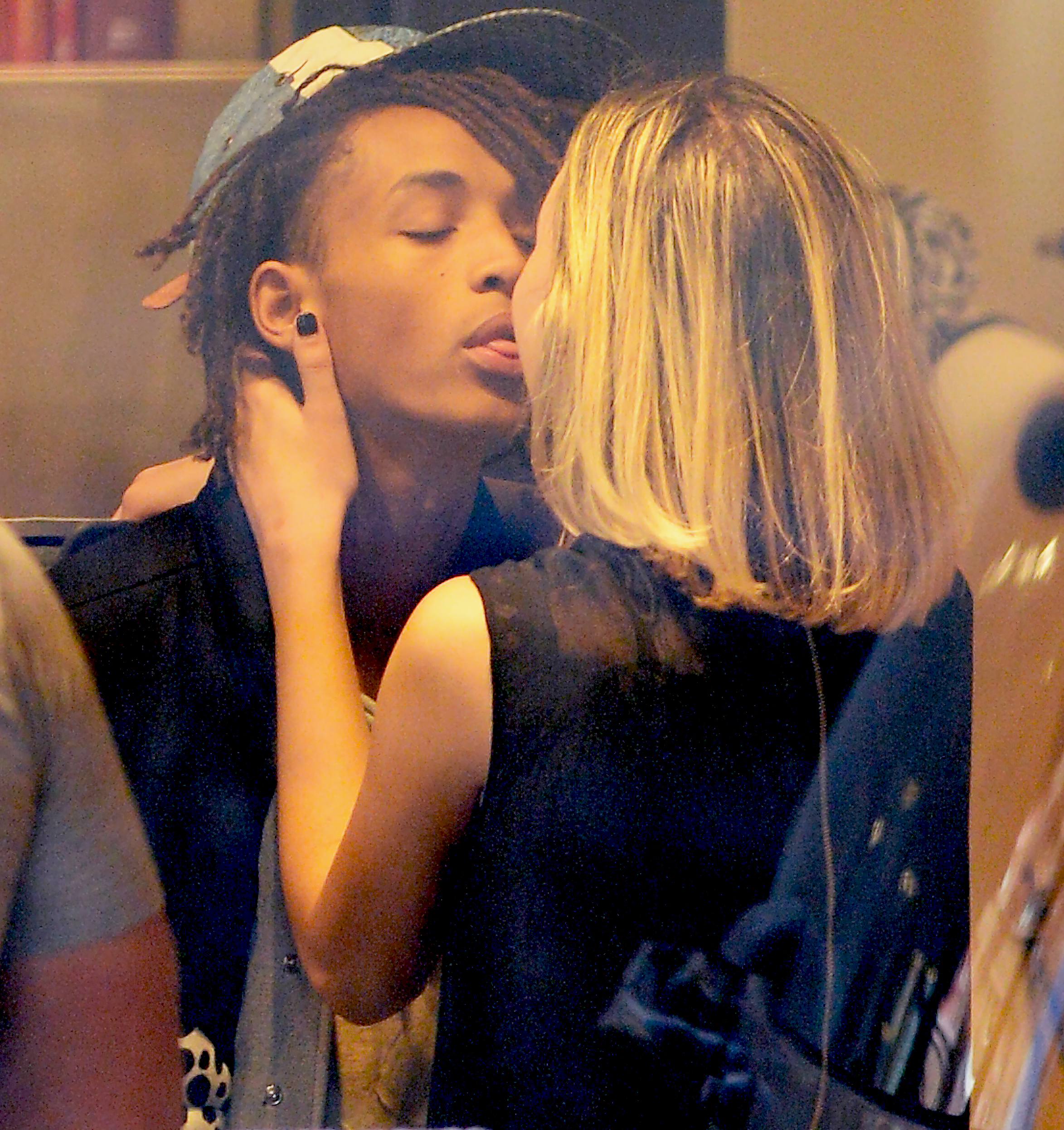 Jaden smith sarah snyder pda 8
