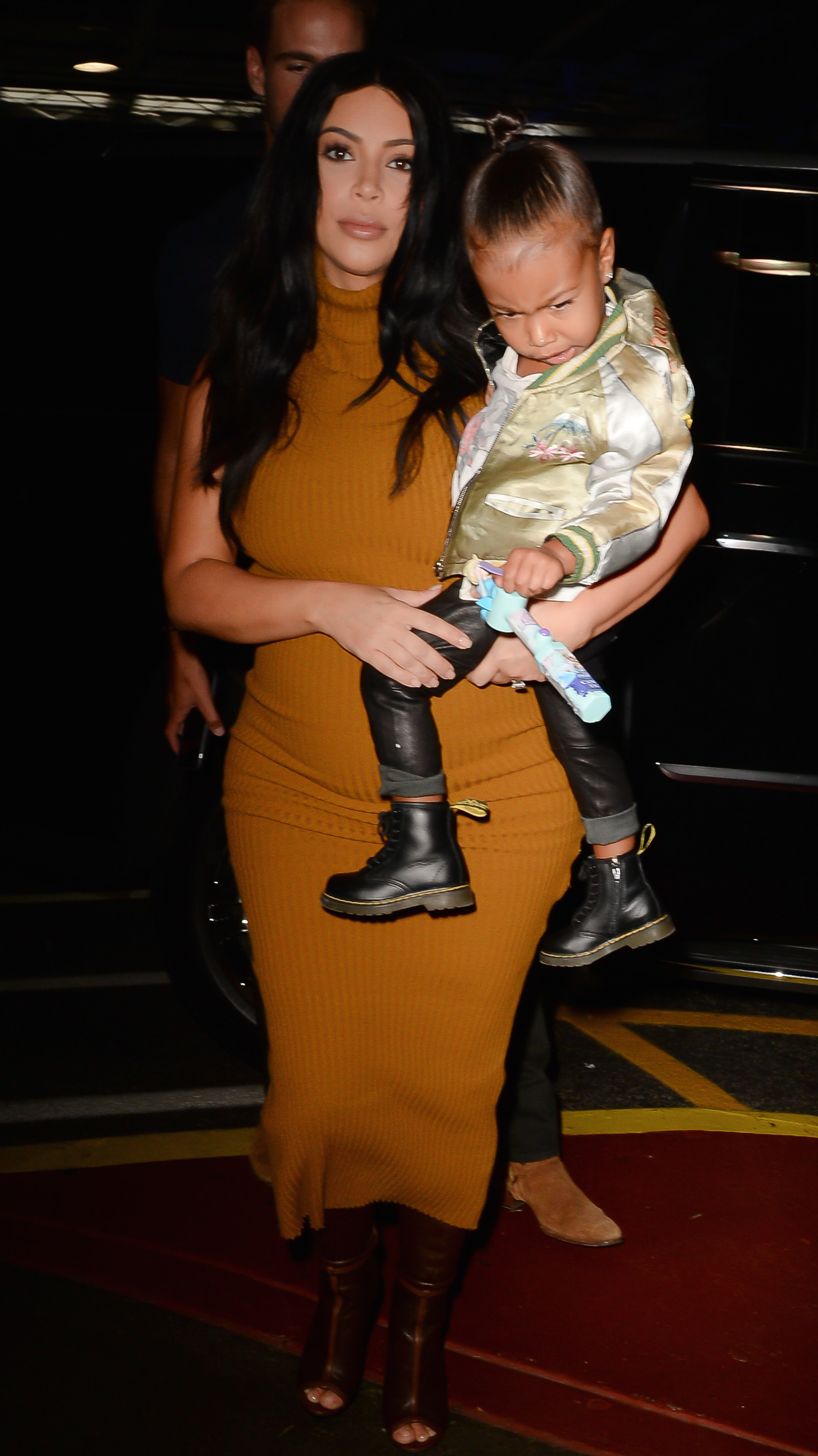 Kim karadshian pregnancy look