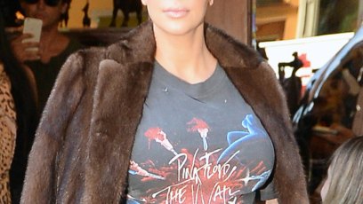 Kim kardashian pregnant 7