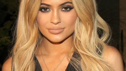 Plastic surgeons kylie jenner
