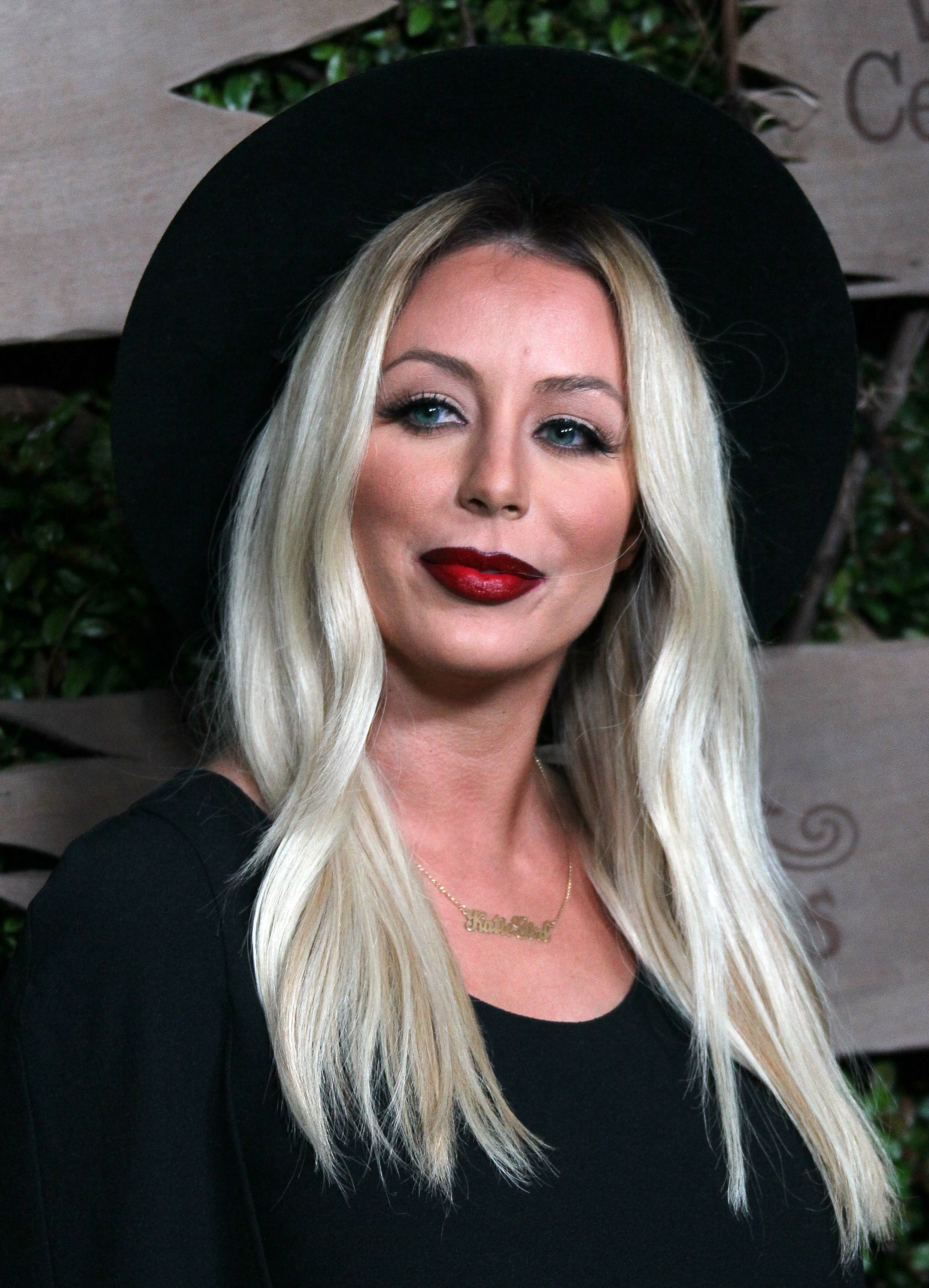 Aubrey oday makeup