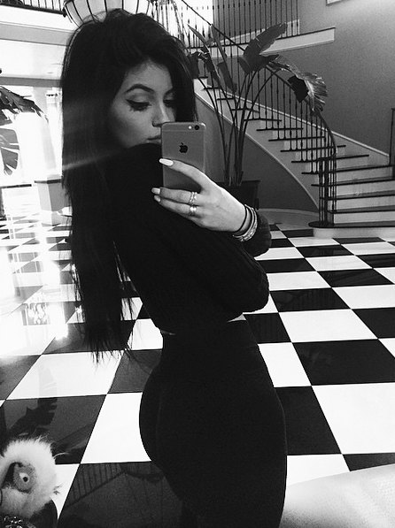Kylie jenner booty 6