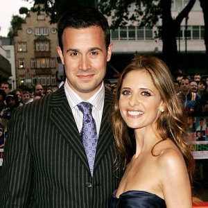 Sarah michelle gellar freddie prinze