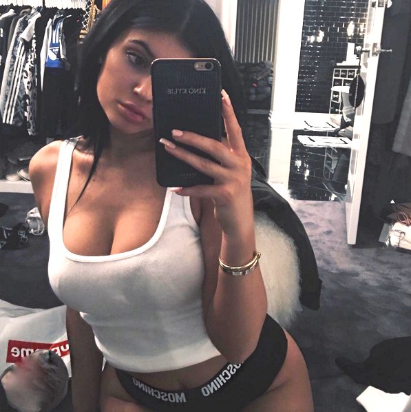 Kylie jenner racy instagram pic
