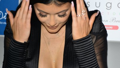 Kylie jenner boobs