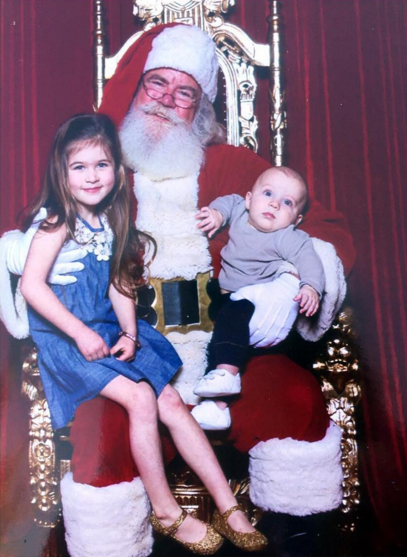 Tiffani thiessen brady smith children