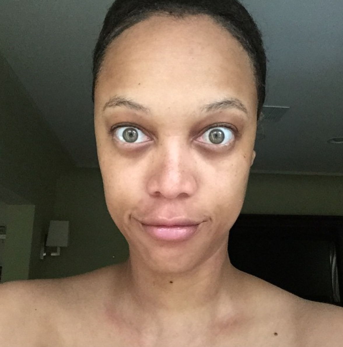 Tyra banks insta selfie