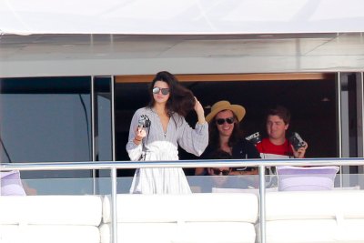 kendall & harry on new year's 2015 splash