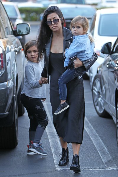 kourtney, mason and penelope december 2015 splash kourtney, mason and penelope december 2015 splash