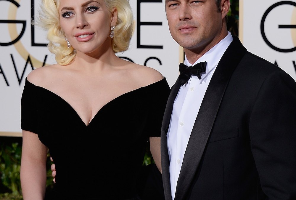 Lady gaga taylor kinney golden globes