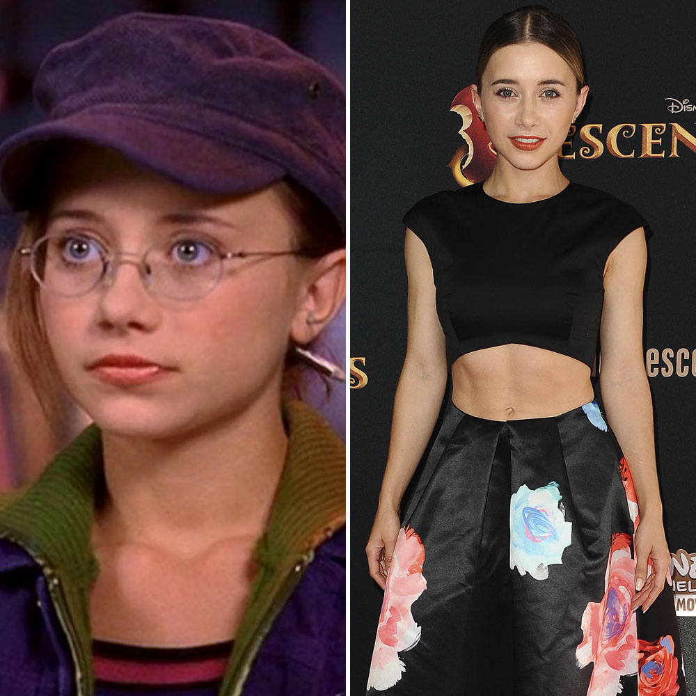 Zac Efron Didn T Attend The High School Musical Reunion Because Of Ex Vanessa Hudgens Report Zac Efron Didn T Attend The High School Musical Reunion Because Of Ex Vanessa Hudgens Report