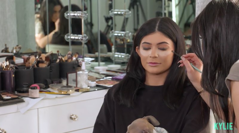 Kylie jenner makeup tutorial 3