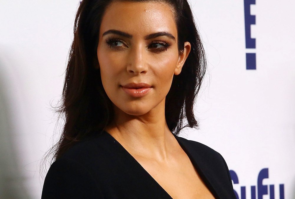 Kim kardashian bette midler chloe grace moretz piers morgan