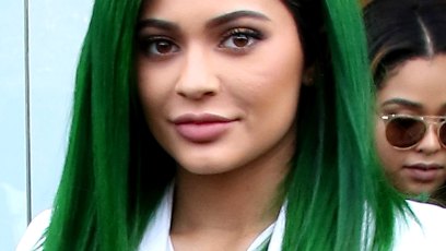 Kylie jenner green hair