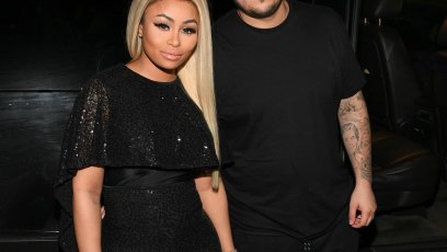 Rob kardashian blac chyna cuddling bed snapchat