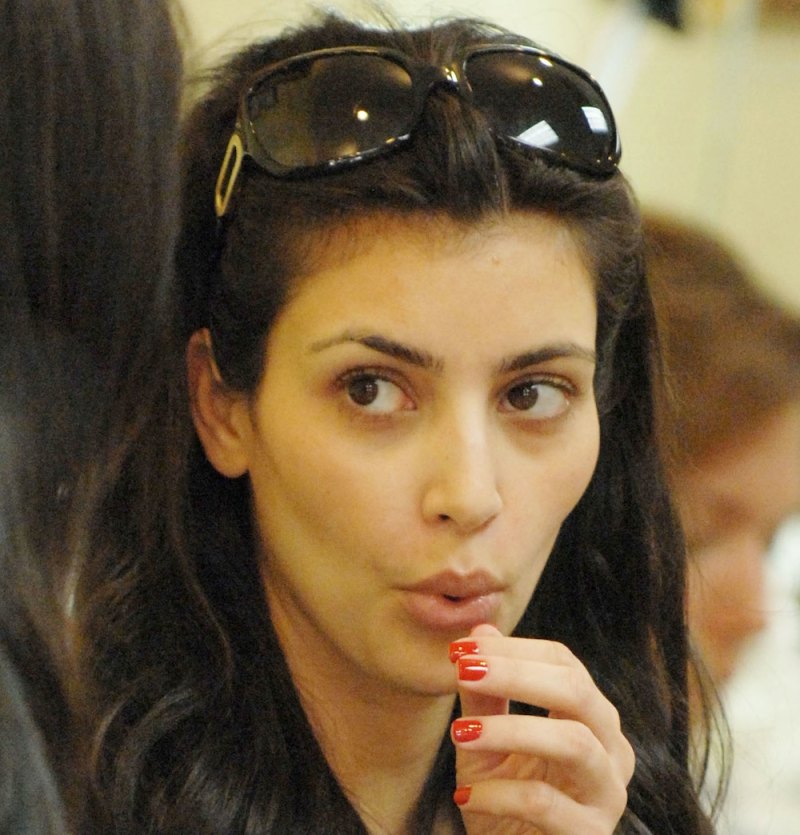Kim kardashian no makeup 7
