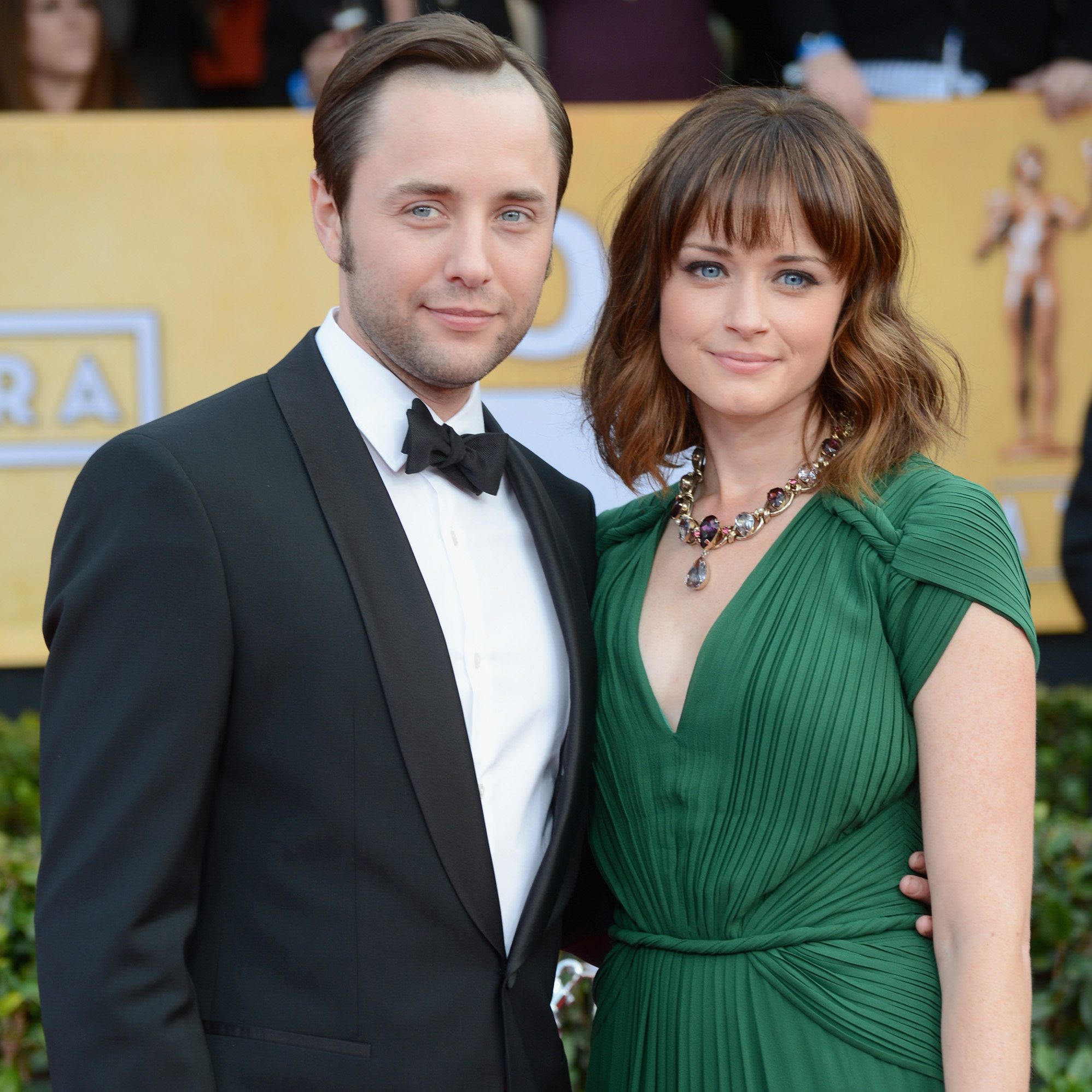 800px x 800px - Alexis Bledel, Eva Mendes, and More Celebrities Who Kept Their Baby's Birth  a Secret - Life & Style | Life & Style
