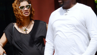 Bobby brown wife pregnant baby bump
