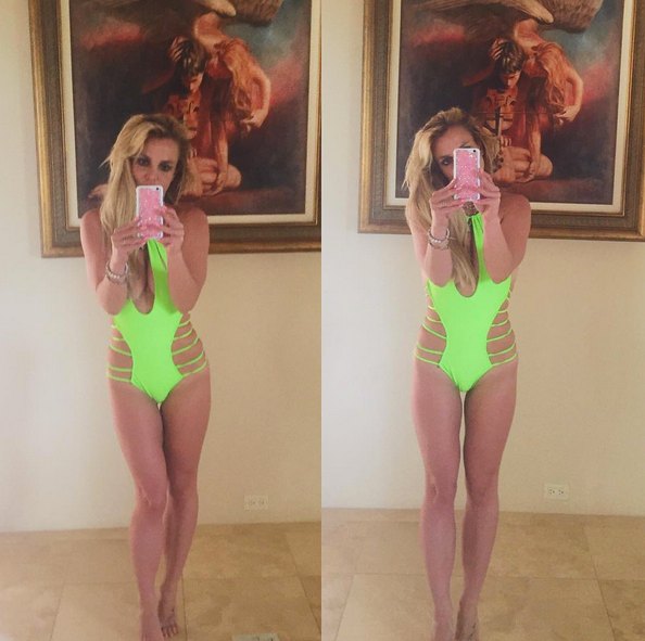 Britney spears swimsuit body