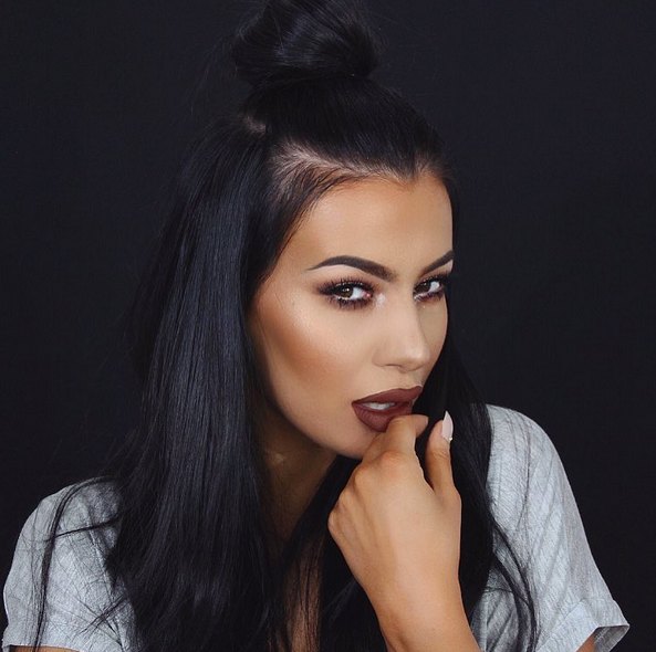 Kim kardashian lookalike 6