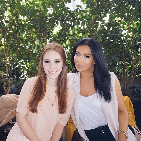 Kim kardashian lookalike 9