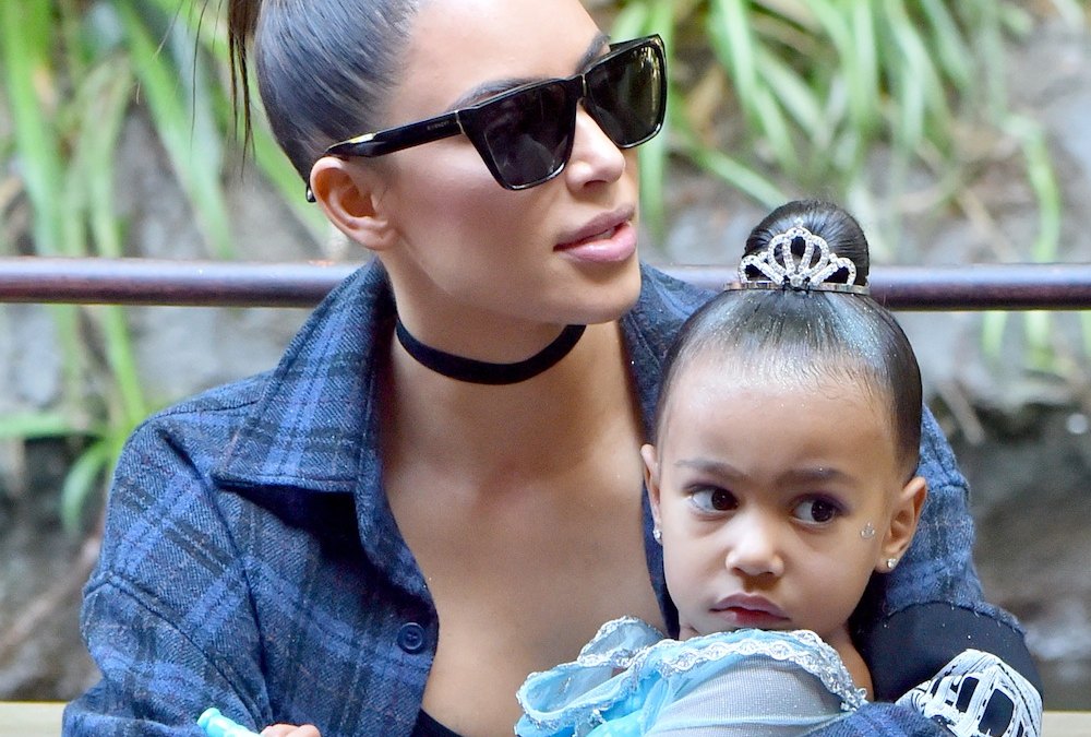 Kim kardashian north west snapchat memorial day