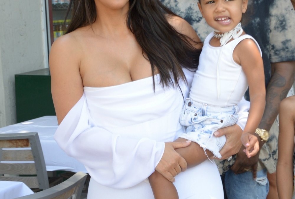 Kim kardashian north west snapchat