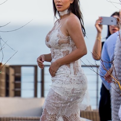 Kim kardashian post baby body lingerie